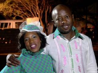 Reviews: #OPW: Street dice helps pay off wedding